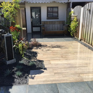 Renovatie achtertuin Monster